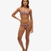 Haut de bikini triangle à dos croisé Haut de bikini triangle à dos croisé