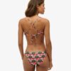 Haut de bikini triangle à dos croisé Haut de bikini triangle à dos croisé