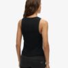 Haut en dentelle Athletic Essentials Haut en dentelle Athletic Essentials