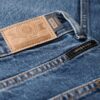 Jeans taille moyenne à coupe droite Jeans taille moyenne à coupe droite