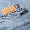 Jeans taille moyenne à coupe droite Jeans taille moyenne à coupe droite