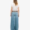 Jeans évasé à jambes larges et ourlet brut Jeans évasé à jambes larges et ourlet brut
