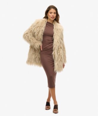 Manteau mi-long en fausse fourrure
