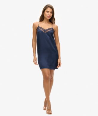 Mini-robe caraco en satin