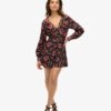 Mini-robe de thé imprimée à col en V Mini-robe de thé imprimée à col en V