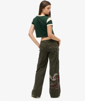 Pantalon cargo brodé à taille basse
