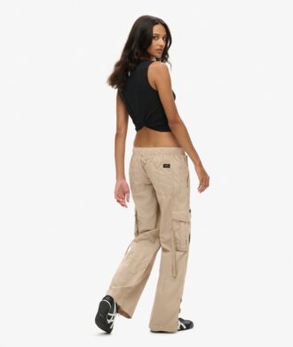 Pantalon cargo taille basse à jambes larges