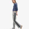 Pantalon de jogging évasé à rayures Athletic Essentials Pantalon de jogging évasé à rayures Athletic Essentials
