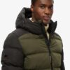 Puffer sport à capuche color block Puffer sport à capuche color block