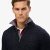 Pull à demi-zip Jacob en maille torsadée Pull à demi-zip Jacob en maille torsadée