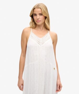 Robe longue à bordures en dentelle