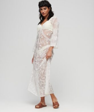 Robe longue en dentelle de plage