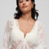 Robe longue en dentelle de plage Robe longue en dentelle de plage