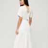 Robe midi à volants brodée Robe midi à volants brodée
