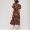 Robe midi à volants et manches courtes imprimée Robe midi à volants et manches courtes imprimée