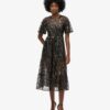 Robe midi volumineuse à volants en maille Robe midi volumineuse à volants en maille