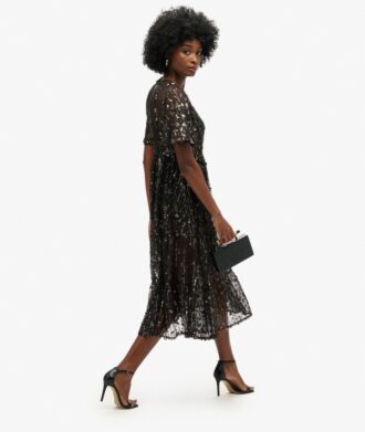 Robe midi volumineuse à volants en maille