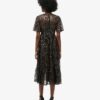 Robe midi volumineuse à volants en maille Robe midi volumineuse à volants en maille