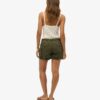 Short cargo shorts