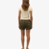 Short cargo shorts