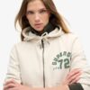 Sweat à capuche zippé court et ample Athletic Essentials Sweat à capuche zippé court et ample Athletic Essentials