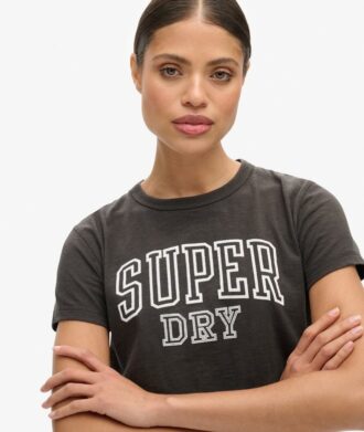 T-shirt ajusté à imprimé Athletic Essentials T-shirt ajusté à imprimé Athletic Essentials
