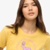 T-shirt ajusté Superdry X Komodo Ashram T-shirt ajusté Superdry X Komodo Ashram