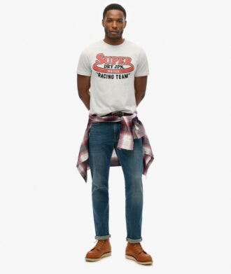 T-shirt graphique classique revisité