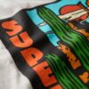 T-shirt graphique « Travel Postcard »