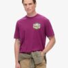 T-shirt imprimé « Travel Postcard Chest » T-shirt imprimé « Travel Postcard Chest »
