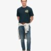T-shirt imprimé « Travel Postcard Chest » T-shirt imprimé « Travel Postcard Chest »