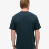 T-shirt imprimé « Travel Postcard Chest » T-shirt imprimé « Travel Postcard Chest »