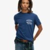 T-shirt à motif sur la poitrine Copper Label T-shirt à motif sur la poitrine Copper Label