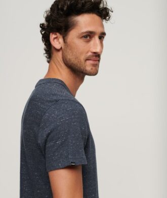 T-shirt Organic Cotton Essential à petit logo T-shirt Organic Cotton Essential à petit logo