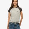 T-shirt raglan Essential Logo en Organic Cotton T-shirt raglan Essential Logo en Organic Cotton