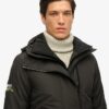 Veste coupe-vent à capuche pour plaisanciers Veste coupe-vent à capuche pour plaisanciers