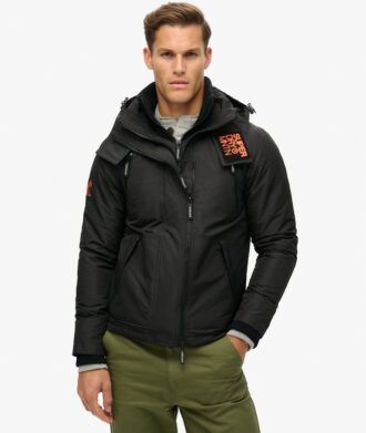 Veste coupe-vent de montagne Hooded