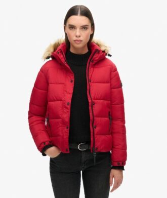 Veste courte à capuche en forme de short