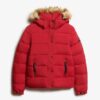 Veste courte à capuche en forme de short Veste courte à capuche en forme de short